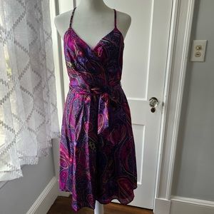 Trina Turk Dress Size 6 Purple Pink Silk Paisley Print Criss Cross Straps.